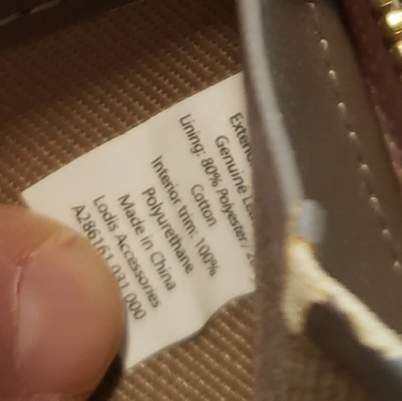 LODIS Mauve in Color Leather Zip Close Wallet, Classic - Picture 9 of 9